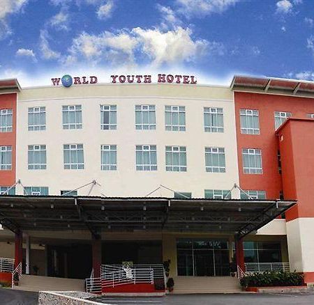 World Youth Hotel Ayer Keroh Eksteriør billede