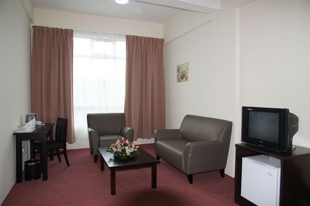 World Youth Hotel Ayer Keroh Eksteriør billede
