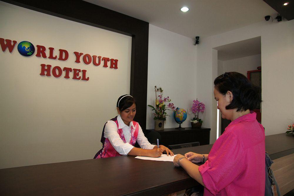 World Youth Hotel Ayer Keroh Eksteriør billede