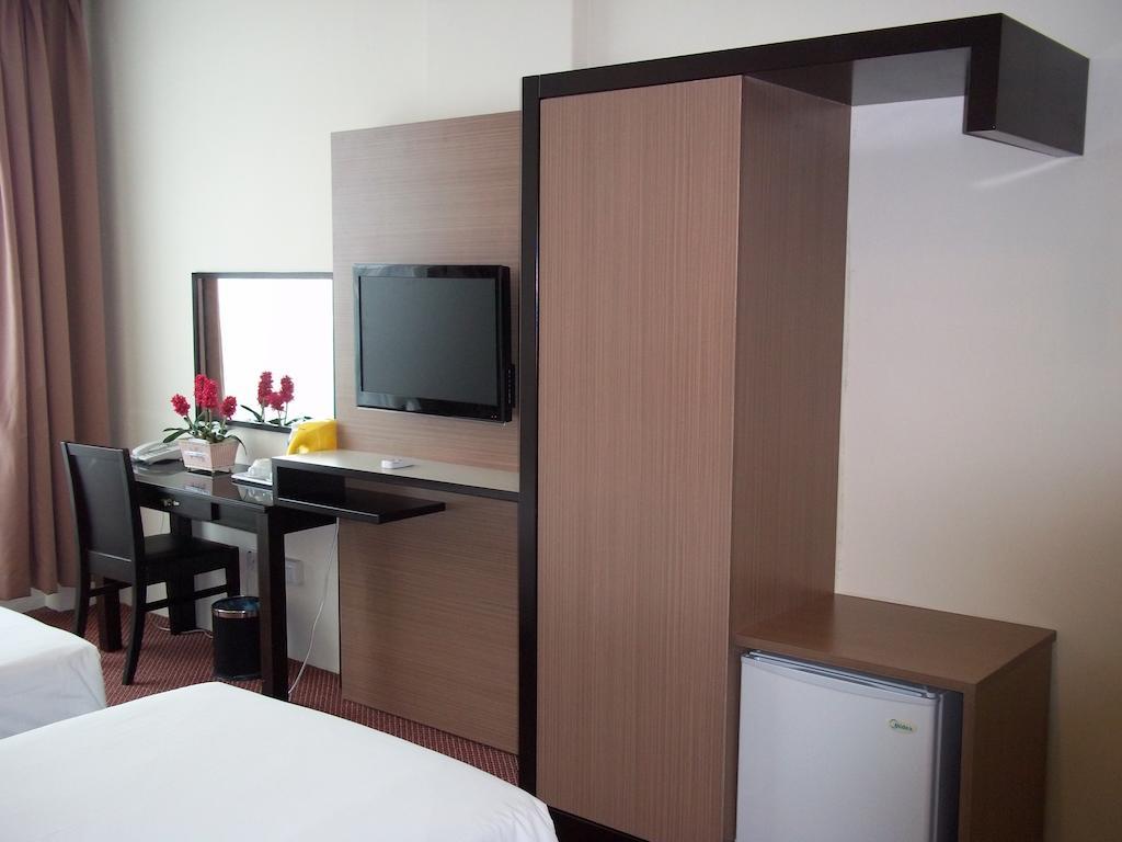 World Youth Hotel Ayer Keroh Værelse billede