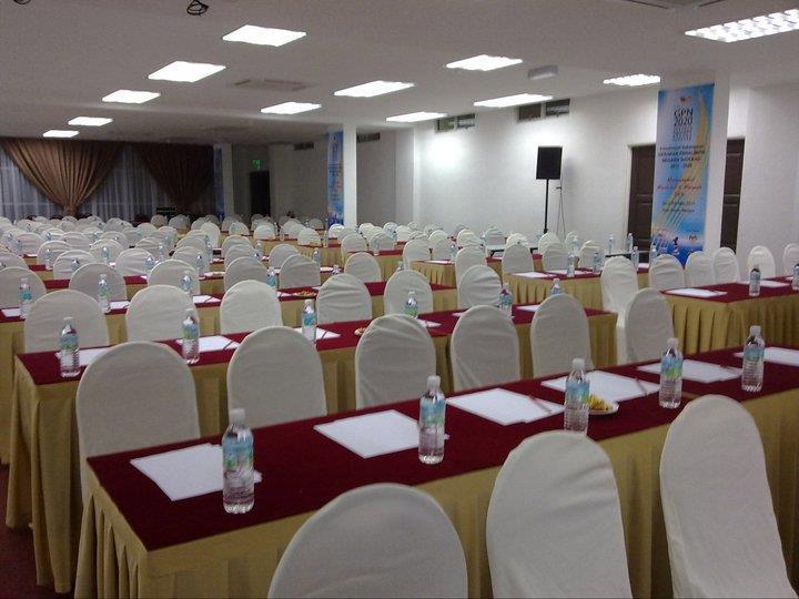 World Youth Hotel Ayer Keroh Eksteriør billede