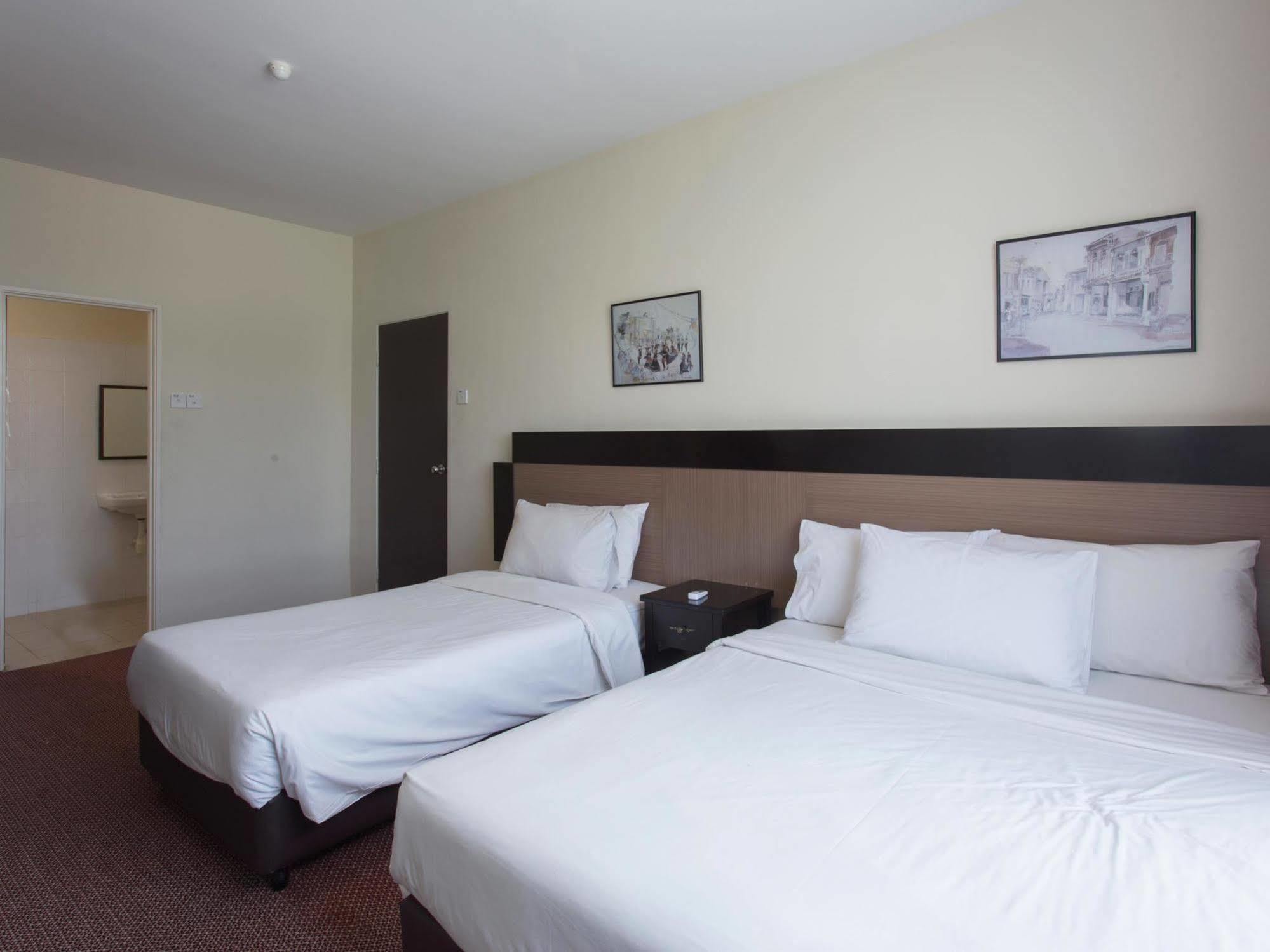 World Youth Hotel Ayer Keroh Eksteriør billede