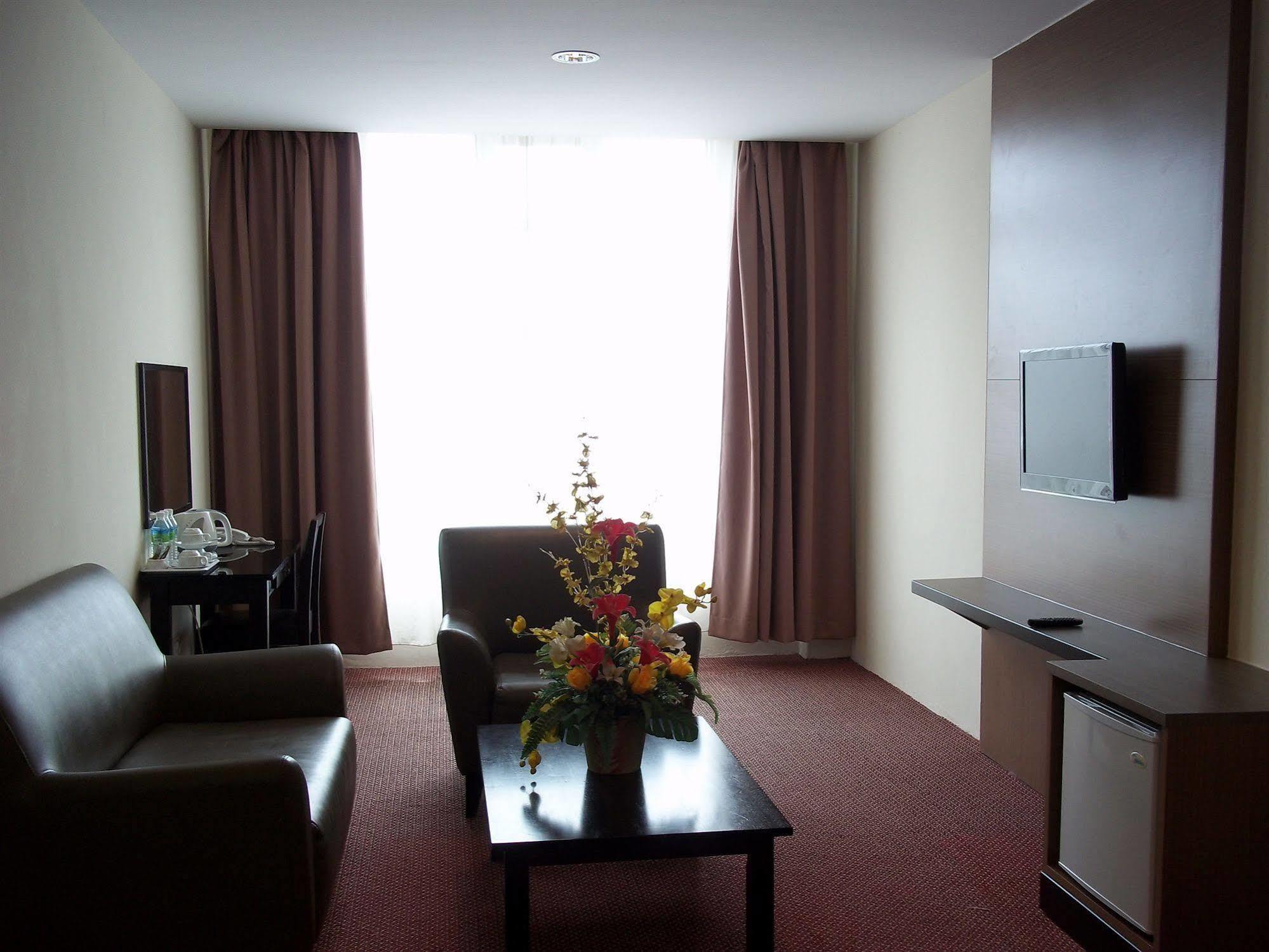 World Youth Hotel Ayer Keroh Eksteriør billede